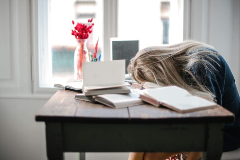 How taking regular breaks at work improves focus and reduces burnout